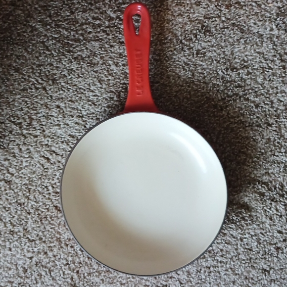 Le Creuset Kitchen Le Creuset Red Enamel Omelet Pan 8 Poshmark
